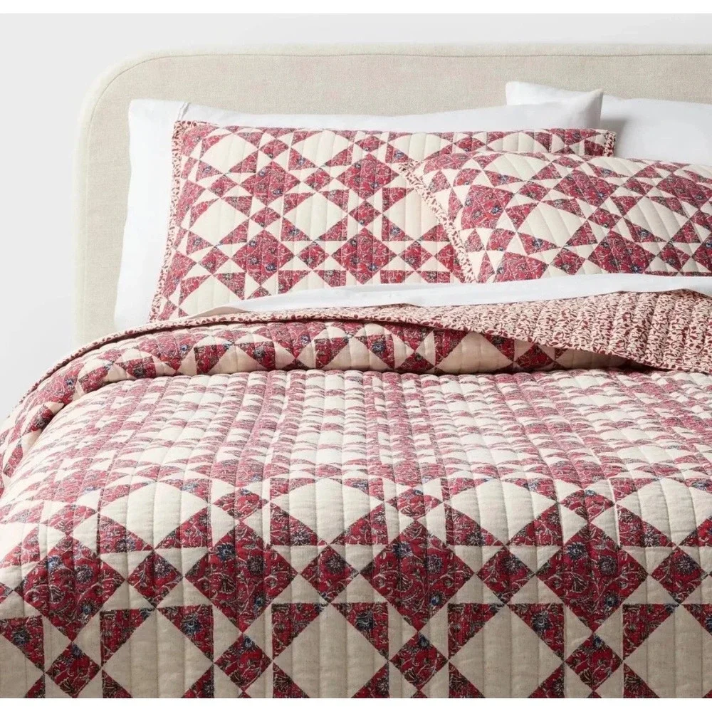 Threshold Studio McGee Red Cream Geometric Floral Quilt Set King 3pc